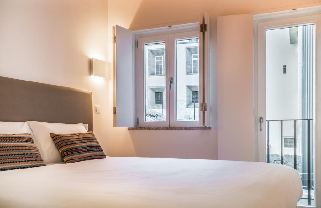 Ribeiredge Guest House Porto Bagian luar foto