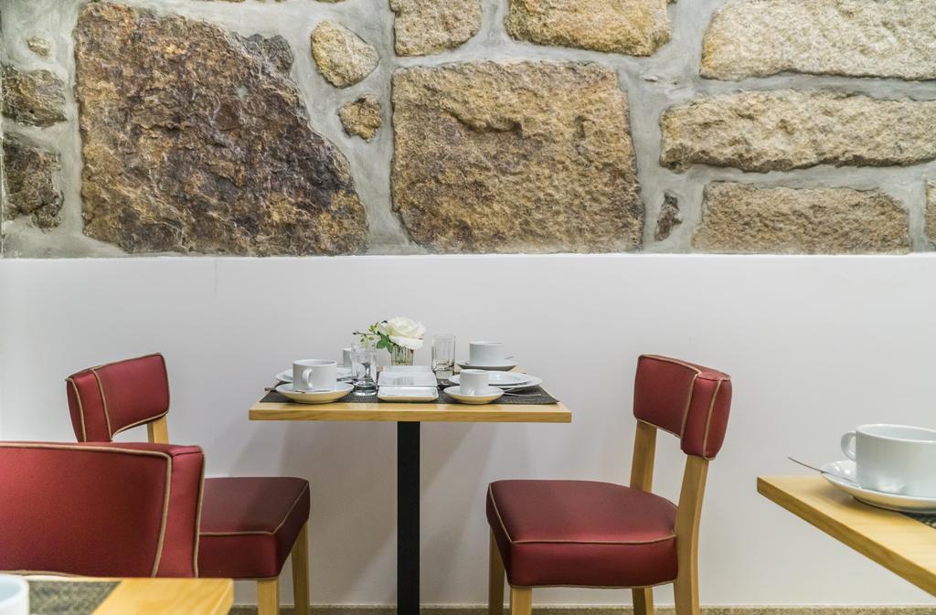 Ribeiredge Guest House Porto Bagian luar foto