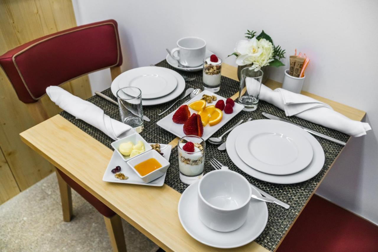 Ribeiredge Guest House Porto Bagian luar foto